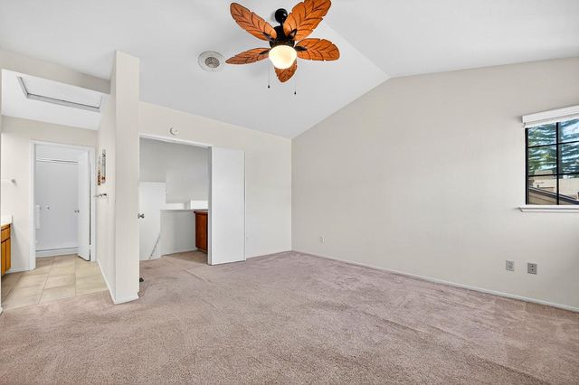 8459 Creekridge Cir, Citrus Heights, CA 95610