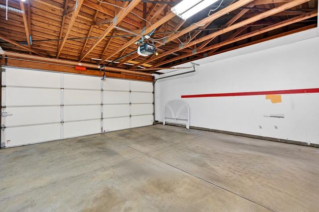 8459 Creekridge Cir, Citrus Heights, CA 95610