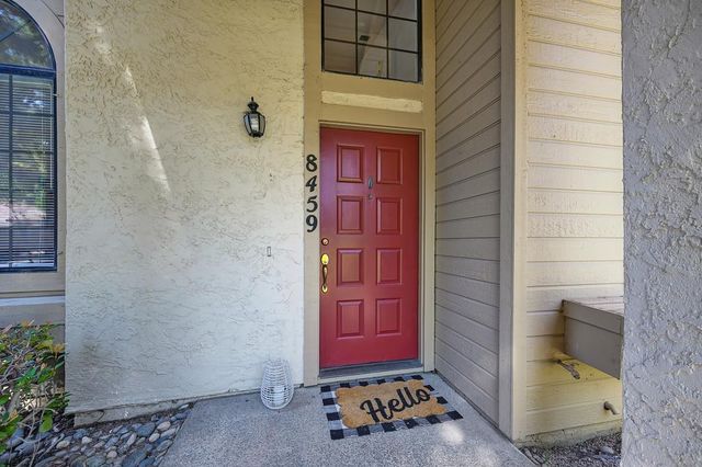 8459 Creekridge Cir, Citrus Heights, CA 95610