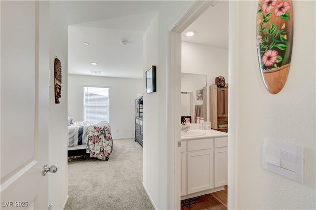 2570 Petunia Garden Avenue, North Las Vegas, NV 89081