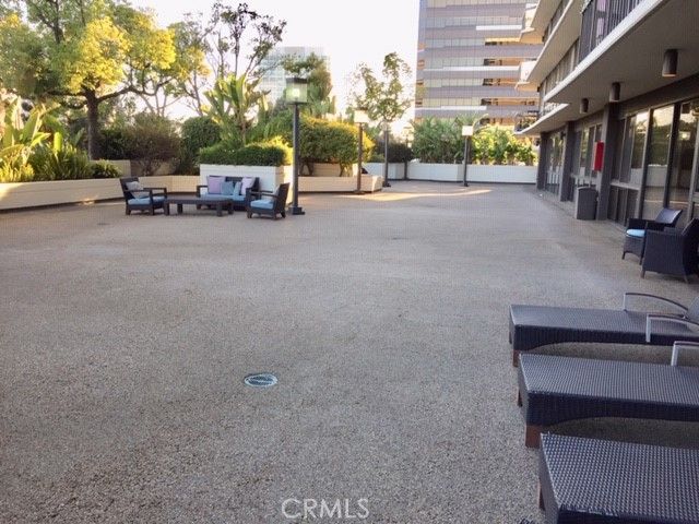 222 Monterey 1106, Glendale, CA 91206