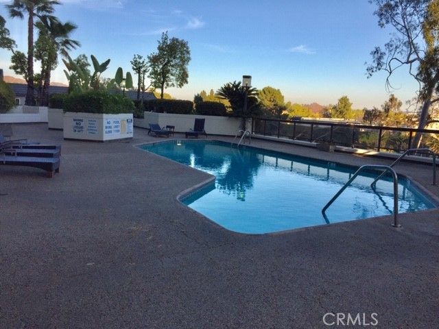 222 Monterey 1106, Glendale, CA 91206