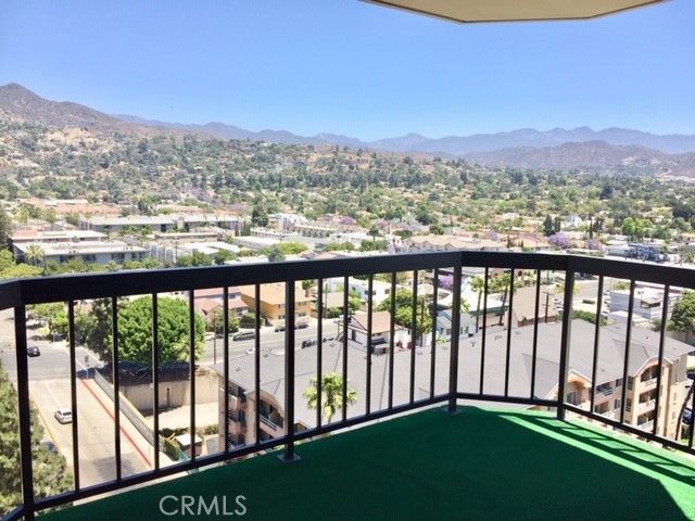222 Monterey 1106, Glendale, CA 91206