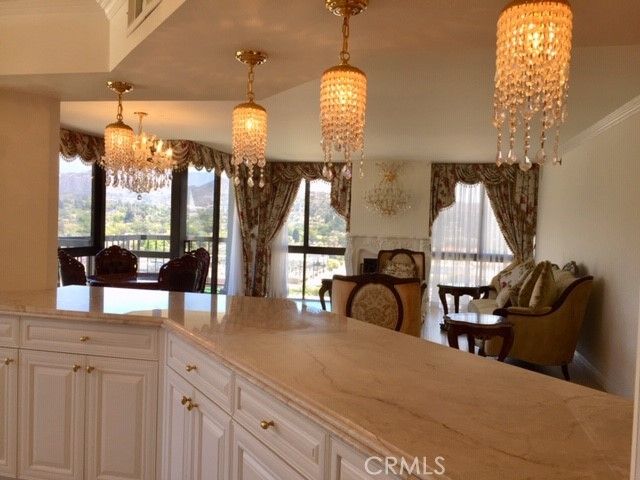 222 Monterey 1106, Glendale, CA 91206