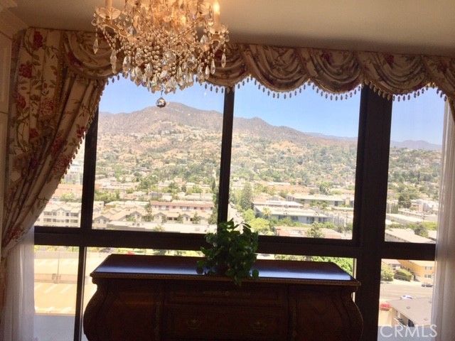 222 Monterey 1106, Glendale, CA 91206