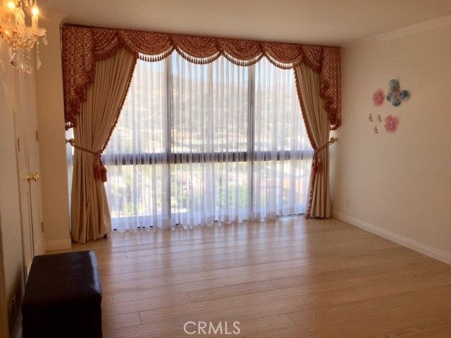 222 Monterey 1106, Glendale, CA 91206