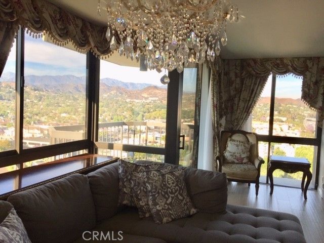 222 Monterey 1106, Glendale, CA 91206