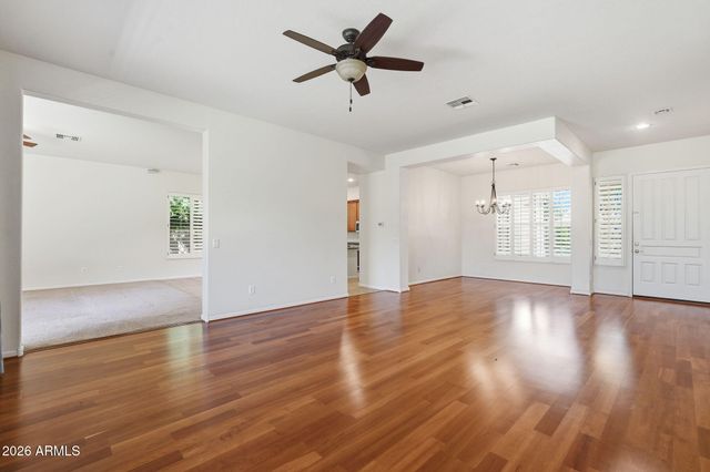 2977 E LEXINGTON Avenue, Gilbert, AZ 85234