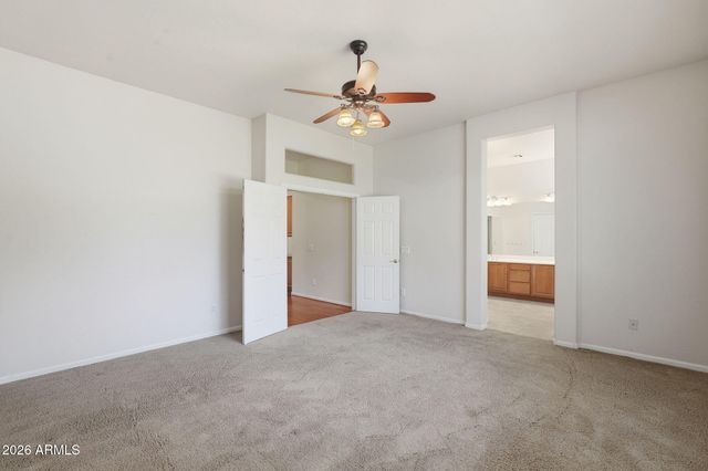 2977 E LEXINGTON Avenue, Gilbert, AZ 85234