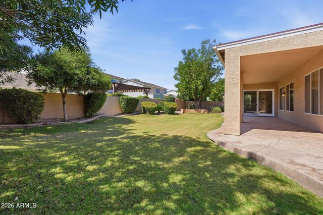 2977 E LEXINGTON Avenue, Gilbert, AZ 85234