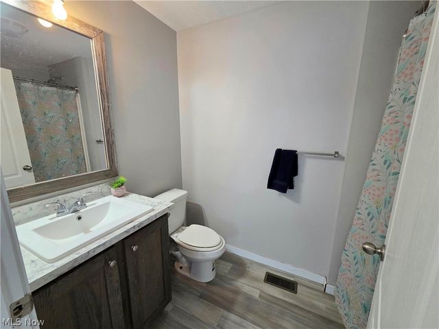 444 Westwoods, Amherst, OH 44001