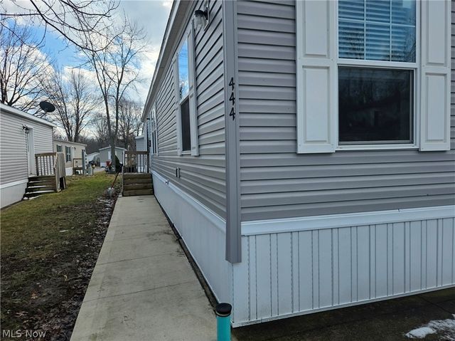 444 Westwoods, Amherst, OH 44001