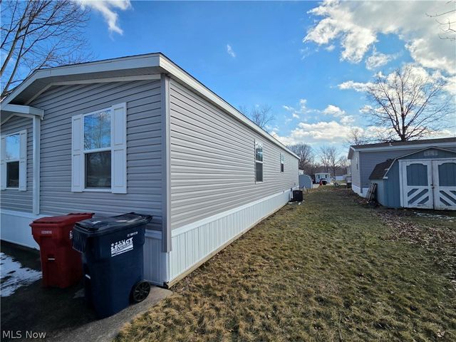 444 Westwoods, Amherst, OH 44001