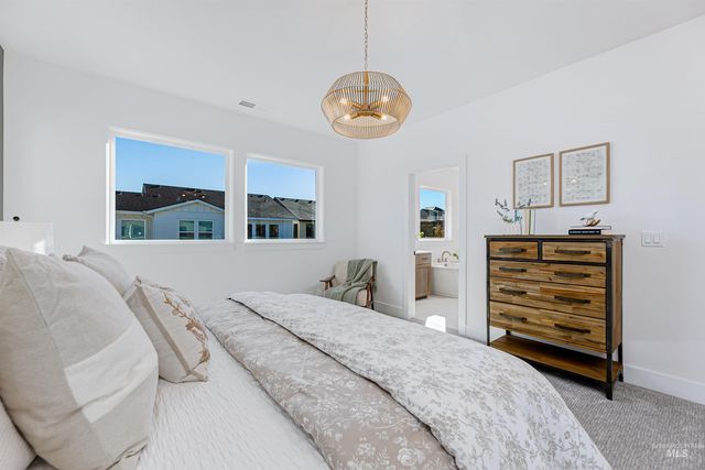 13900 N Ermine Ave, Boise, ID 83714