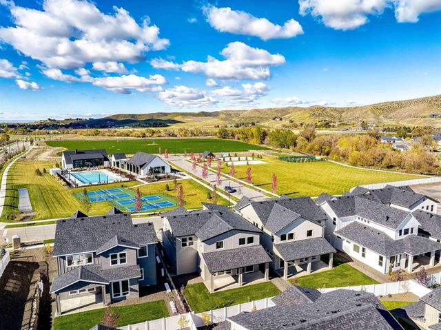 13900 N Ermine Ave, Boise, ID 83714