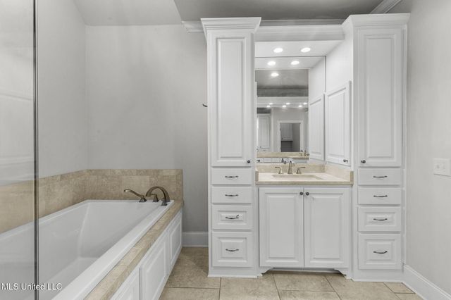 154 Oakdale Road, Madison, MS 39110