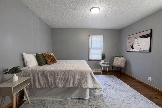 736 Sherman Avenue, Waterloo, IA 50703