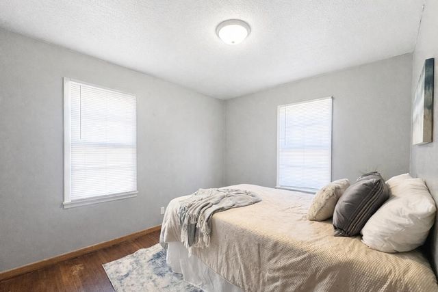 736 Sherman Avenue, Waterloo, IA 50703