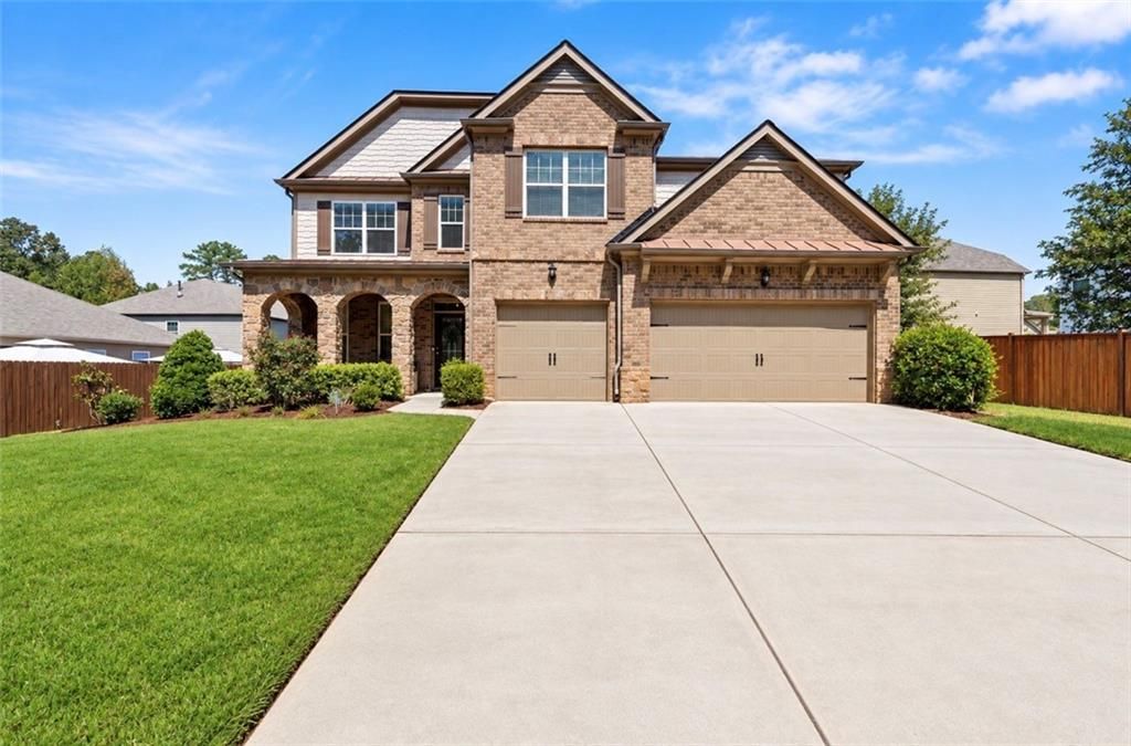 731 Red Wolf Run, South Fulton, GA 30349