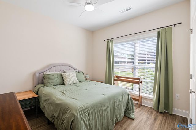9238 Current Way SE, Owens Cross Roads, AL 35763