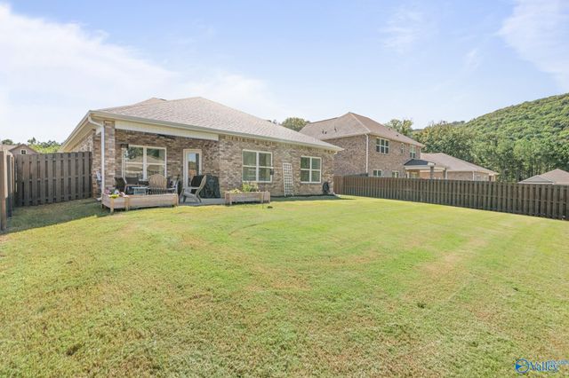 9238 Current Way SE, Owens Cross Roads, AL 35763