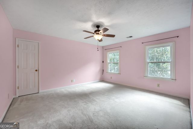 2562 River Knoll Drive SW, Lilburn, GA 30047