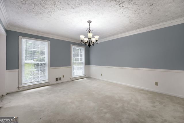 2562 River Knoll Drive SW, Lilburn, GA 30047