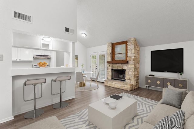 1804 Cinnamon PATH, Austin, TX 78704