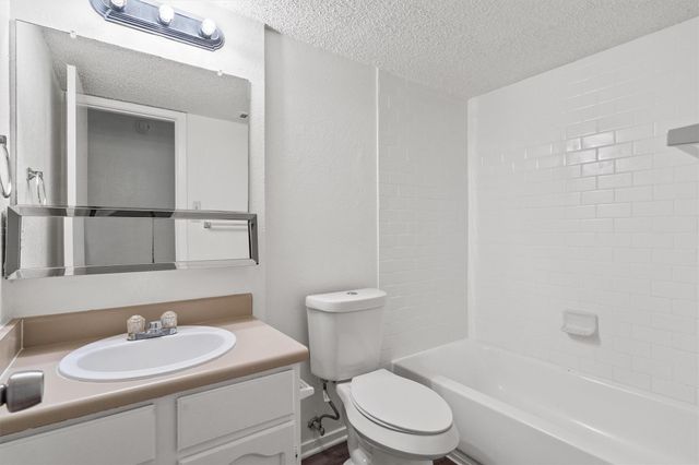 1804 Cinnamon PATH, Austin, TX 78704