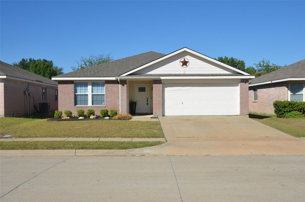9353 Sundial, Fort Worth, TX 76244 — exterior