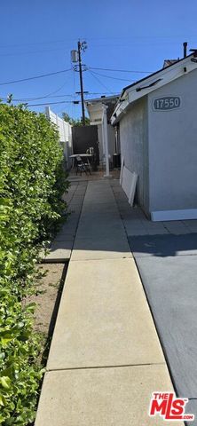 17550 Willard, Northridge, CA 91325