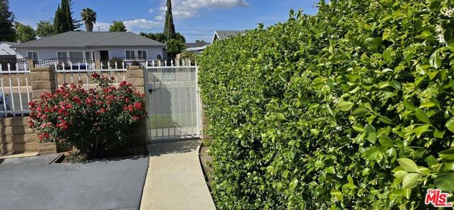 17550 Willard, Northridge, CA 91325