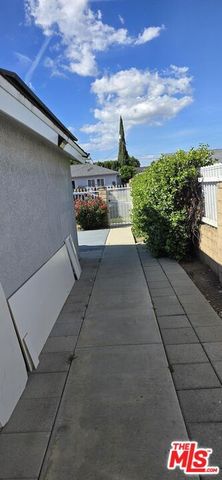 17550 Willard, Northridge, CA 91325