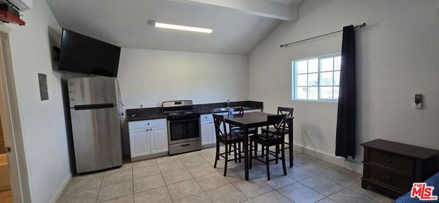 17550 Willard, Northridge, CA 91325