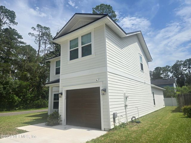 1405 CENTER, Green Cove Springs, FL 32043