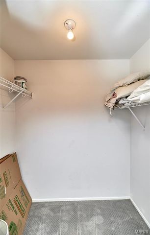 1211 Big Bend Road, Ballwin, MO 63021