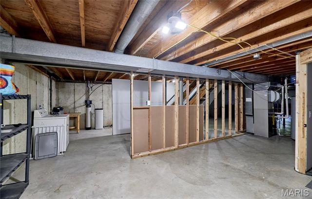 1211 Big Bend Road, Ballwin, MO 63021