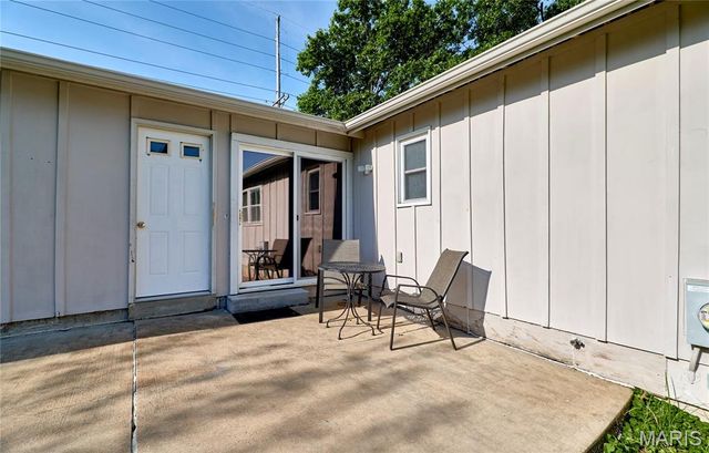 1211 Big Bend Road, Ballwin, MO 63021