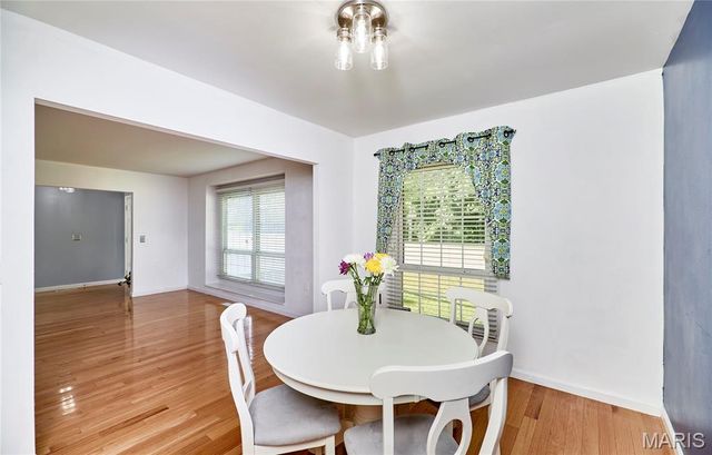 1211 Big Bend Road, Ballwin, MO 63021