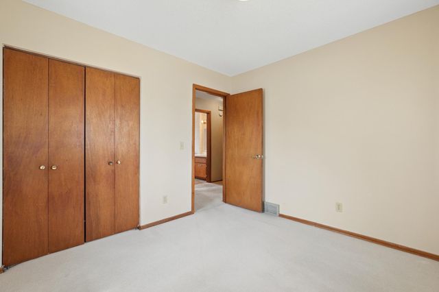 20597 Iceland Avenue, Lakeville, MN 55044