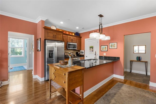 1138 Swisher Street, Iowa City, IA 52245