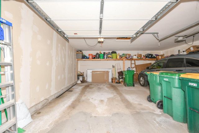 769 W Puetz ROAD, Oak Creek, WI 53154