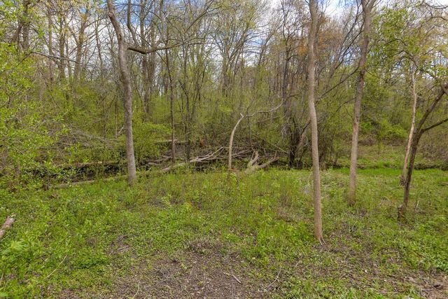 769 W Puetz ROAD, Oak Creek, WI 53154