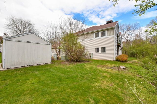 769 W Puetz ROAD, Oak Creek, WI 53154