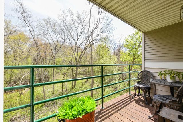 769 W Puetz ROAD, Oak Creek, WI 53154