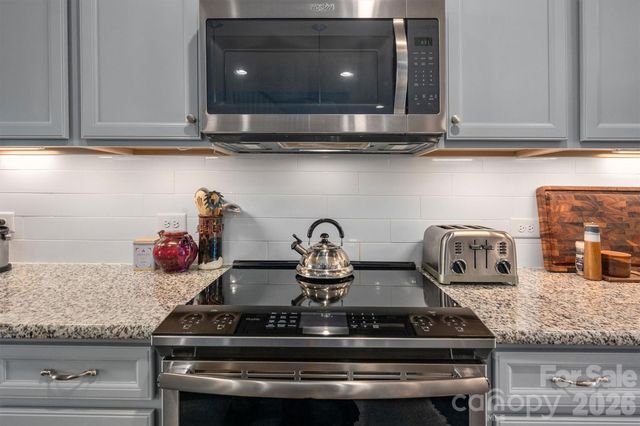 1212 Madison Towns Lane, Charlotte, NC 28209