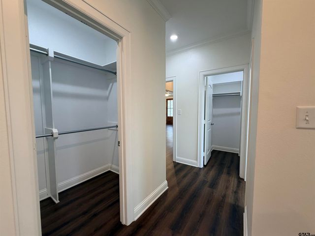 19380 Cedarpark Place, Lindale, TX 75771