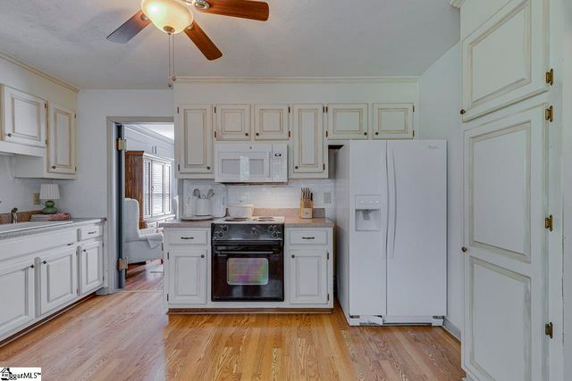 109 Smithwood Court, Simpsonville, SC 29681