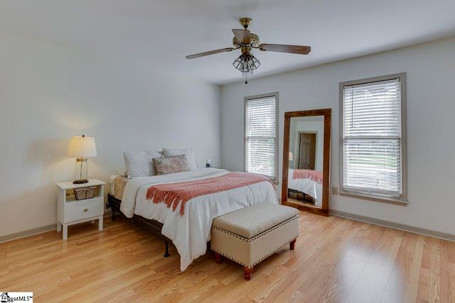 109 Smithwood Court, Simpsonville, SC 29681