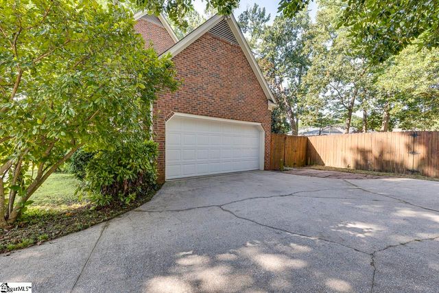 109 Smithwood Court, Simpsonville, SC 29681
